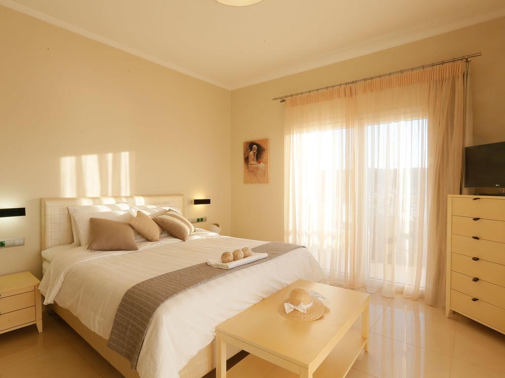 Pictures Suites Agios Stefanos Avliotes  Oda fotoğraf
