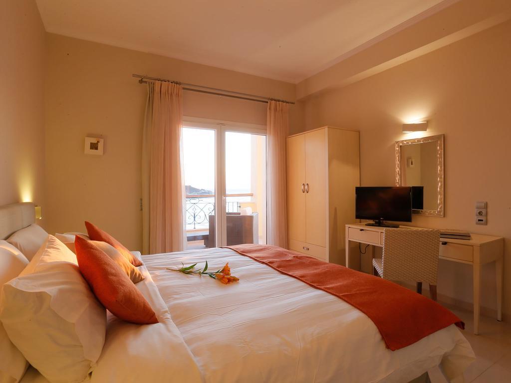 Pictures Suites Agios Stefanos Avliotes  Oda fotoğraf