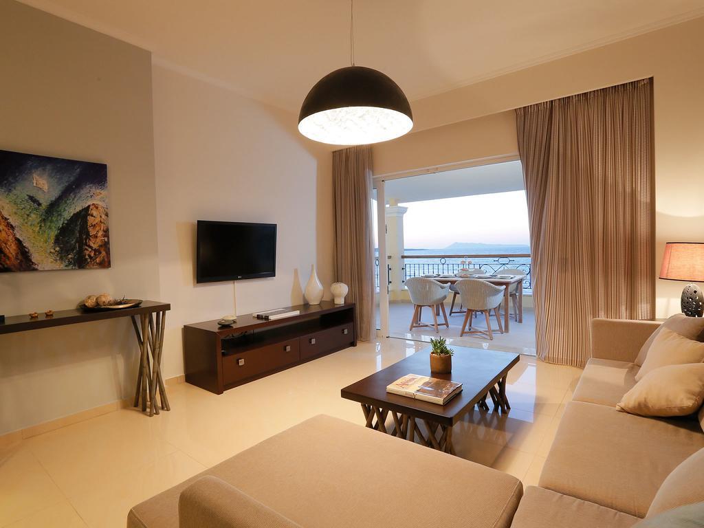 Pictures Suites Agios Stefanos Avliotes  Oda fotoğraf