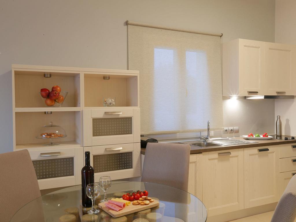Pictures Suites Agios Stefanos Avliotes  Oda fotoğraf